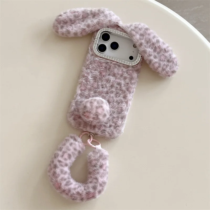 Funda de Peluche con Orejas de - Apple Iphone 16 reseña y precio
